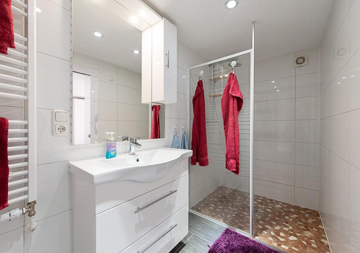 Katis'Apartment Диц Экстерьер фото